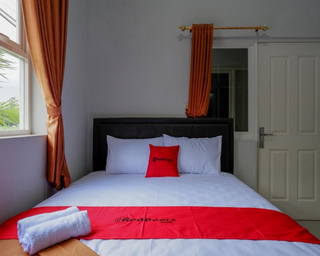 Reddoorz @ City Park Medoho Semarang Alastuwo Dış mekan fotoğraf